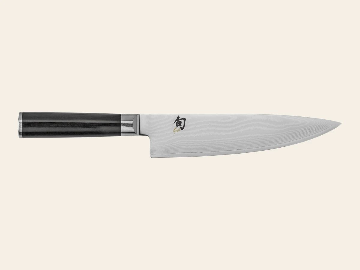 Kuchařský nůž Shun Classic, 20 cm, s damastovou čepelí a tmavou rukojetí PakkaWood