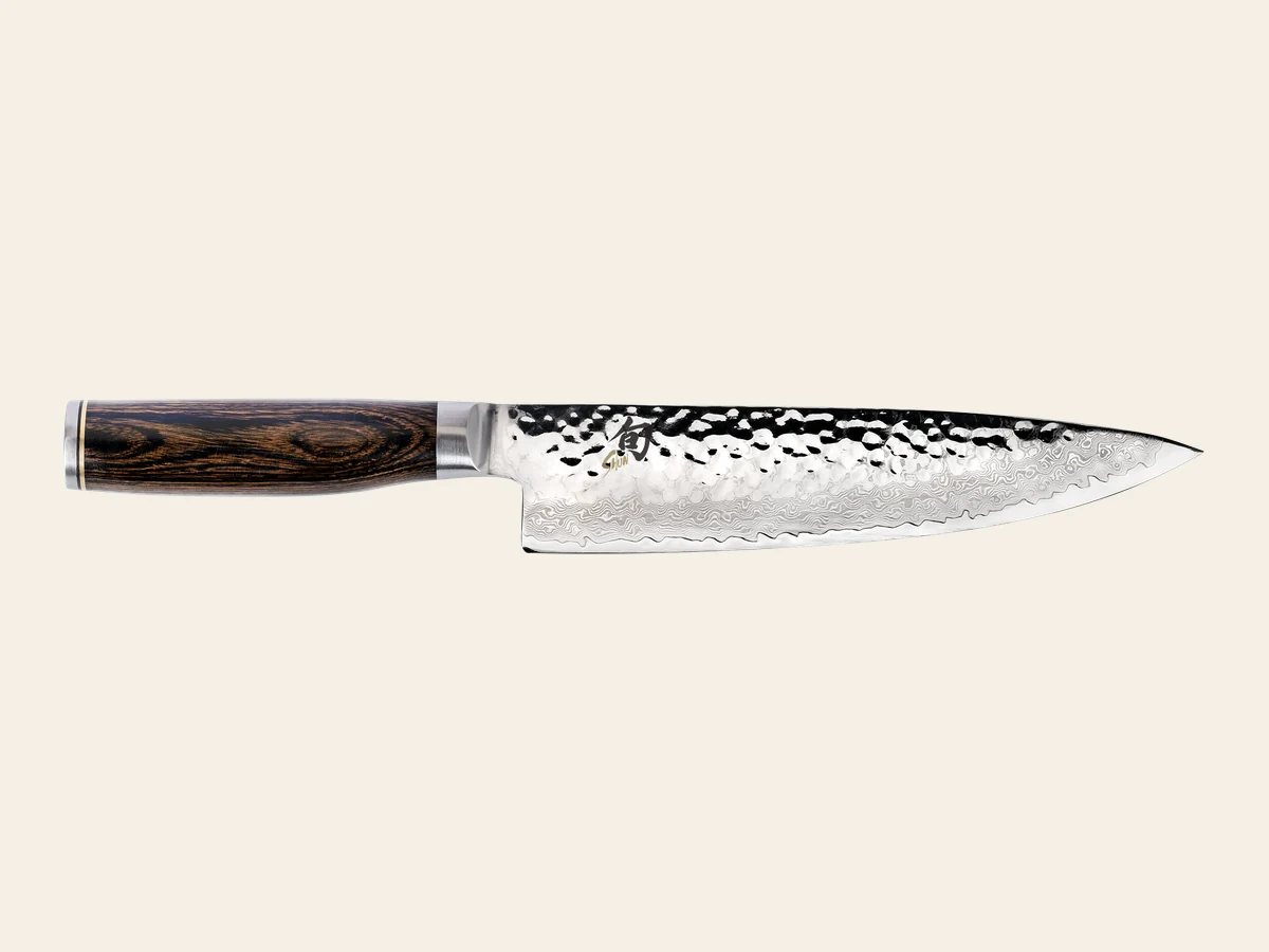 Kuchařský nůž Shun Premier, 20 cm, se zatloukanou čepelí a rukojetí z ořechu